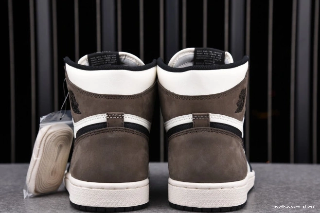 DARK AIR 1 JORDAN HIGH 555088-105 RETRO MOCHA 0717
